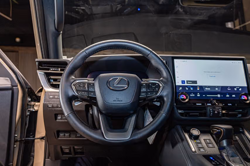 2026 Lexus GX 550 Overtrail+ Image 15