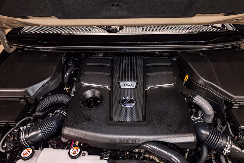 2026 Lexus GX 550 Overtrail+ Image 32