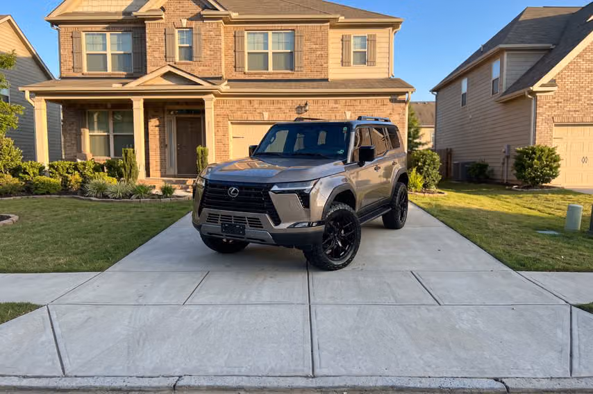 2026 Lexus GX 550 Overtrail+ Image 33