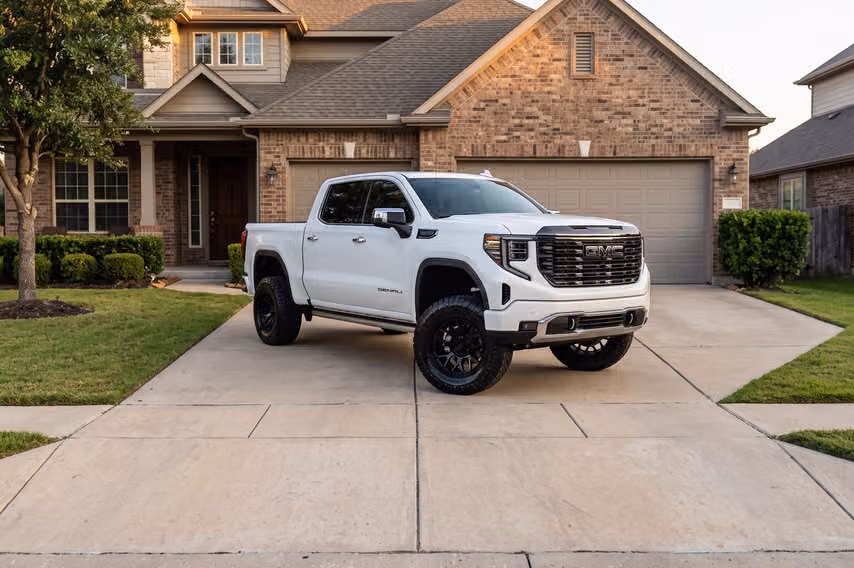 2024 GMC Sierra 1500 Denali Ultimate Crew Cab Image 44
