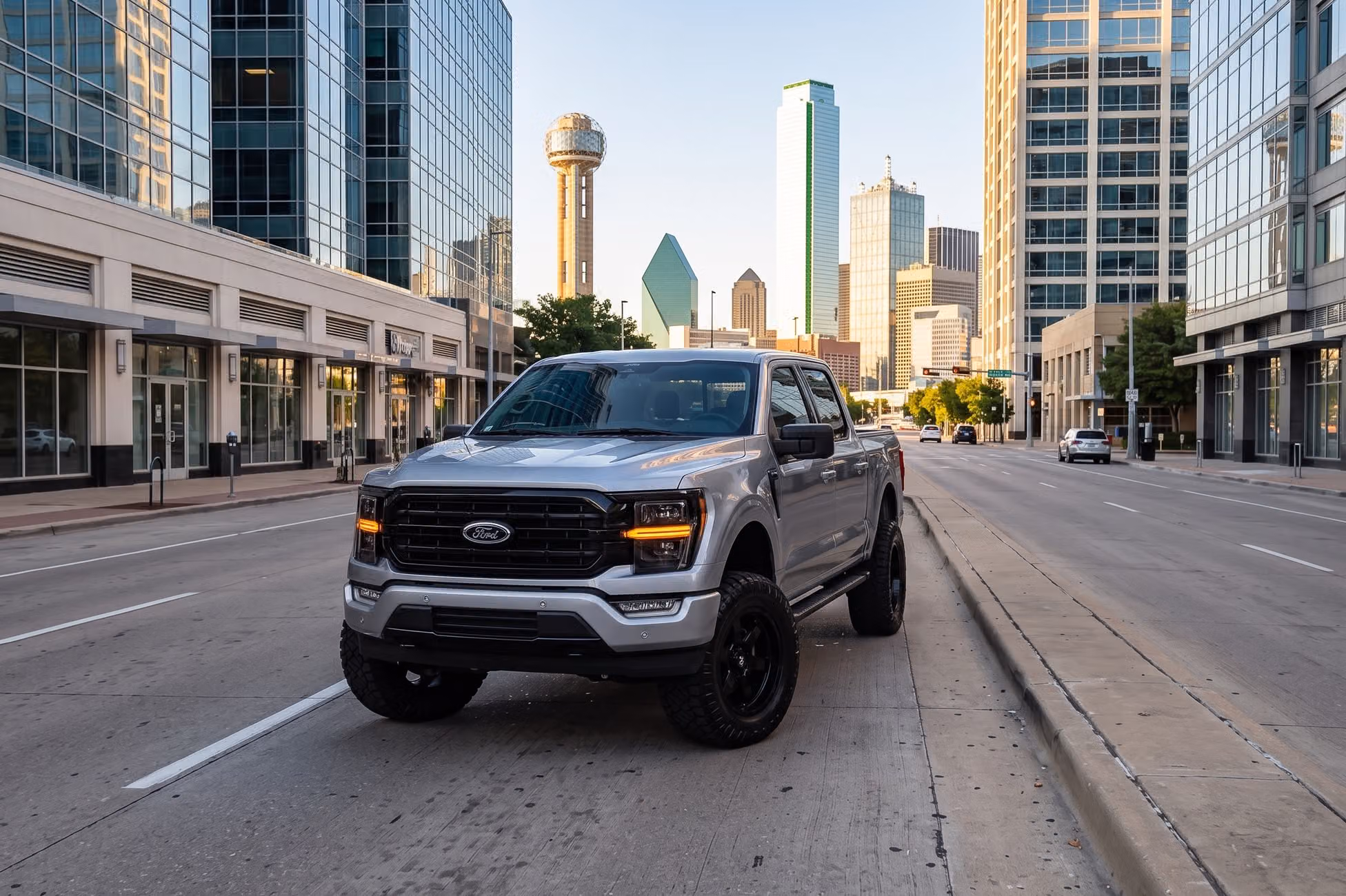 2025 Ford F-150 XLT SuperCrew Image 44