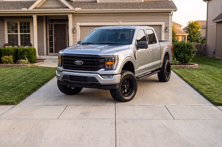 2025 Ford F-150 XLT SuperCrew Image 43