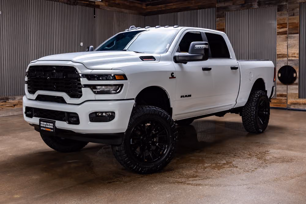 2025 Ram 2500 Big Horn Crew Cab Image 5