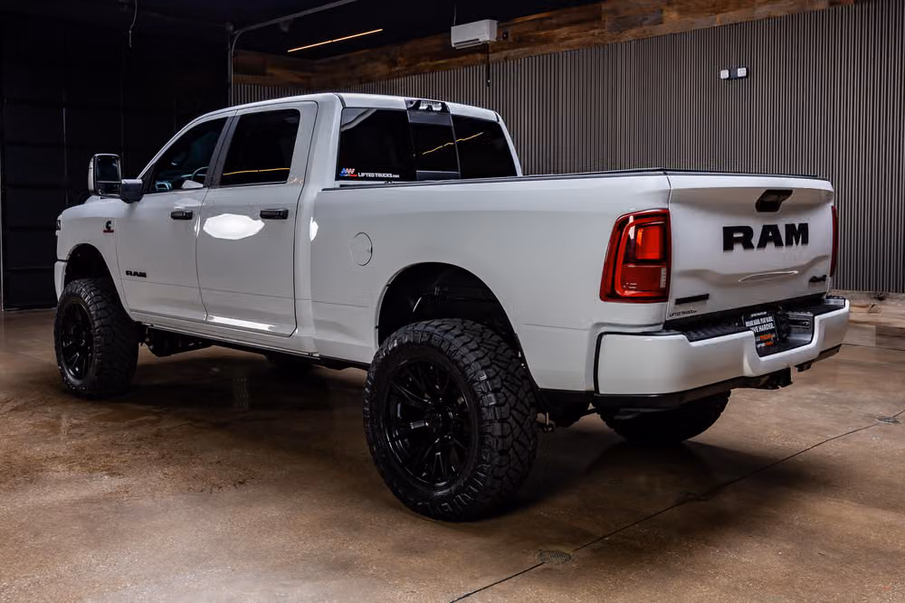 2025 Ram 2500 Big Horn Crew Cab Image 7