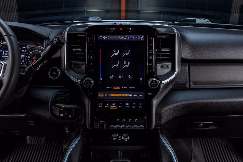 2025 Ram 2500 Big Horn Crew Cab Image 24