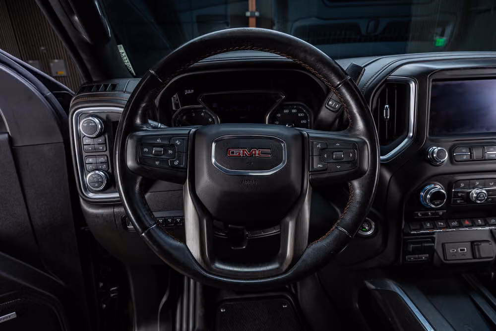 2022 GMC Sierra 2500HD AT4 Crew Cab Image 19