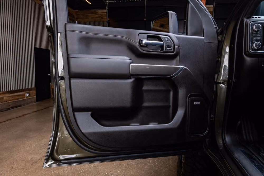 2022 GMC Sierra 2500HD AT4 Crew Cab Image 37