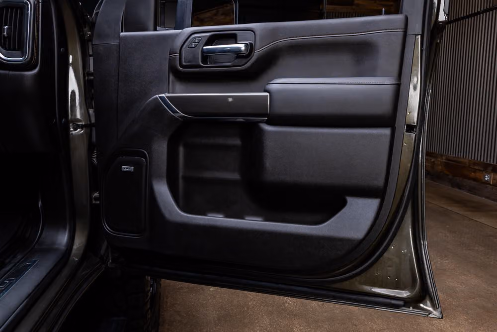 2022 GMC Sierra 2500HD AT4 Crew Cab Image 38