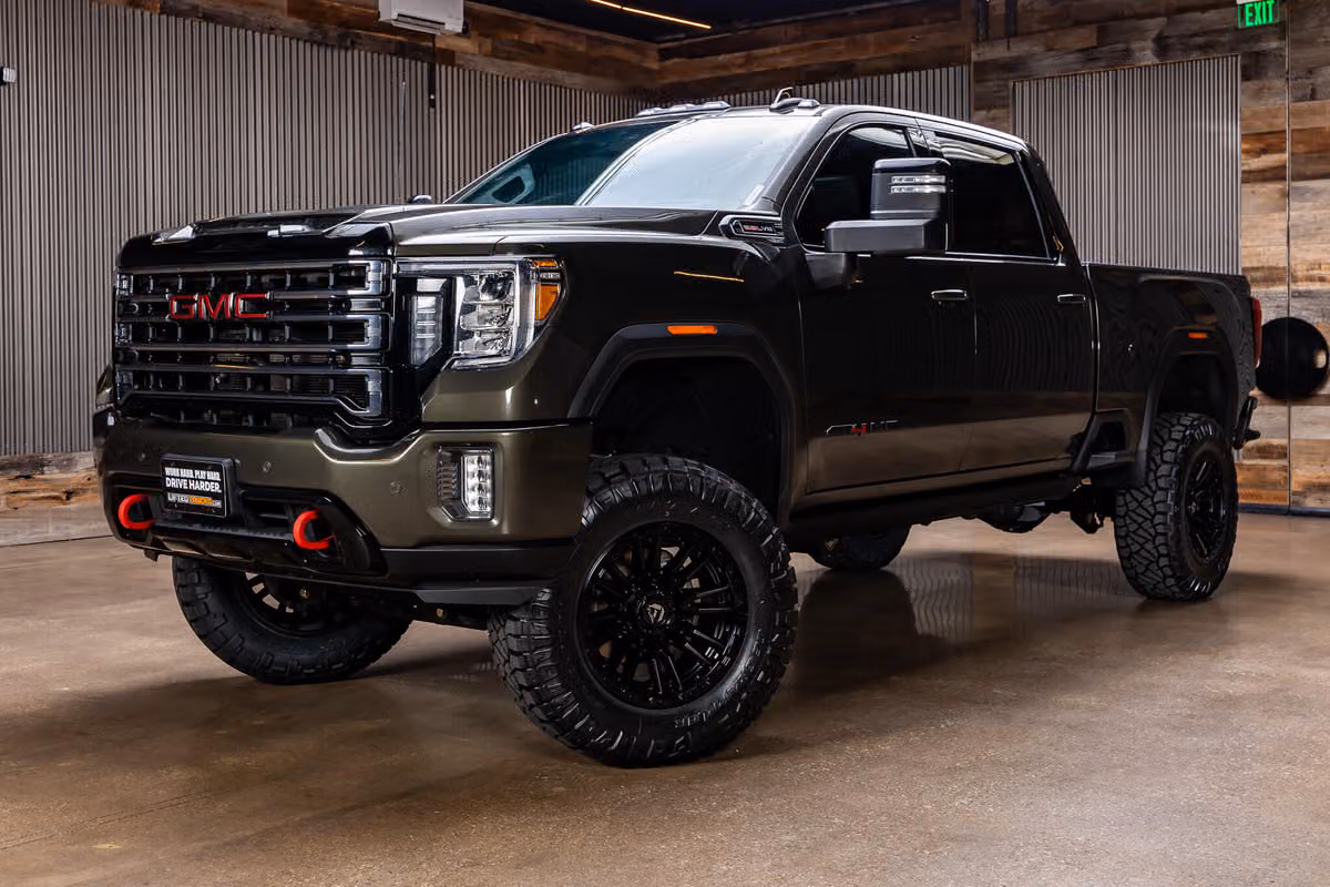 2022 GMC Sierra 2500HD AT4 Crew Cab
