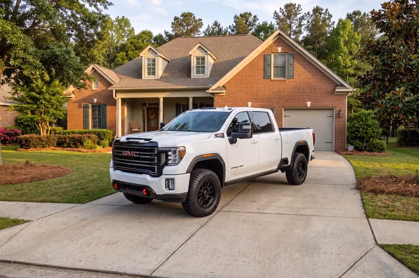 2026 GMC Sierra 2500HD AT4 Crew Cab Image 40