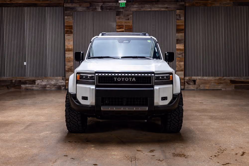 2027 Toyota Land Cruiser Base Image 4