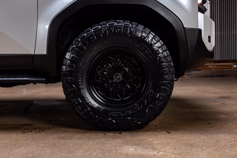 2027 Toyota Land Cruiser Base Image 12