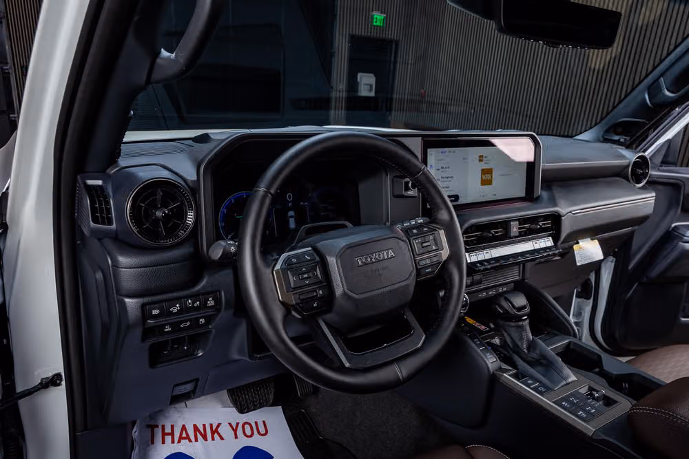 2027 Toyota Land Cruiser Base Image 15