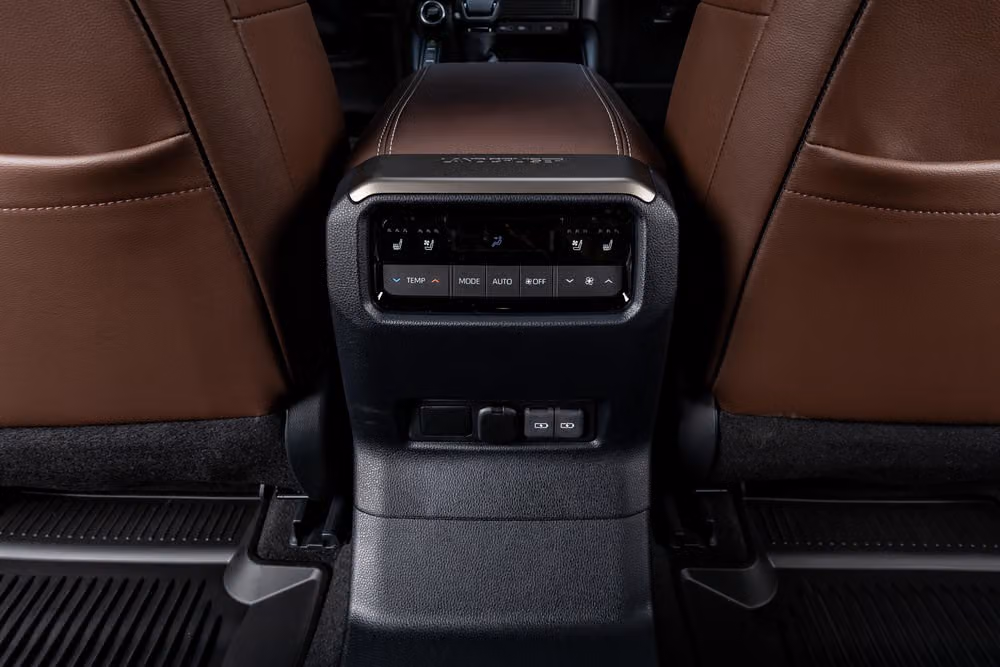 2027 Toyota Land Cruiser Base Image 31