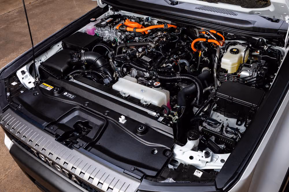 2027 Toyota Land Cruiser Base Image 38