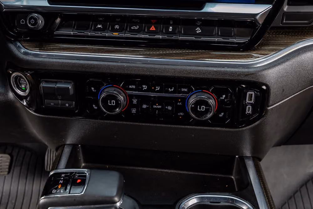 2024 Chevrolet Silverado 1500 LT Trail Boss Crew Cab Image 24