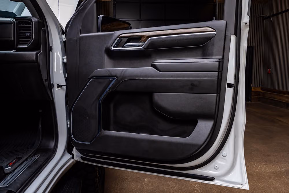 2024 Chevrolet Silverado 1500 LT Trail Boss Crew Cab Image 34