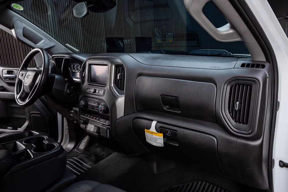 2025 Chevrolet Silverado 1500 Custom Trail Boss Crew Cab Image 16