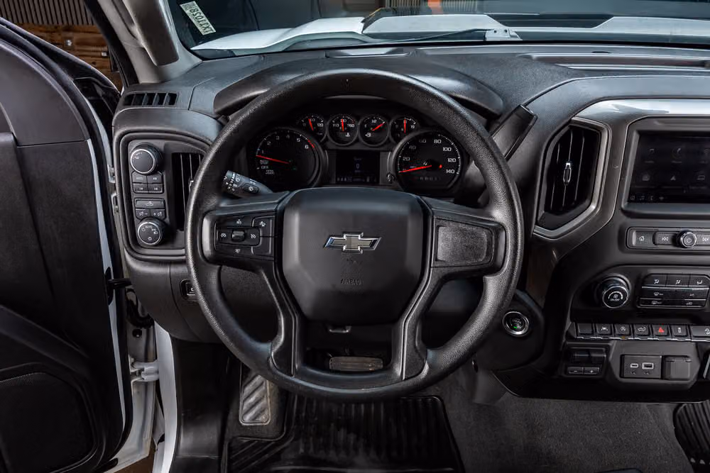 2025 Chevrolet Silverado 1500 Custom Trail Boss Crew Cab Image 18