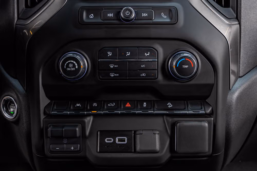 2025 Chevrolet Silverado 1500 Custom Trail Boss Crew Cab Image 25