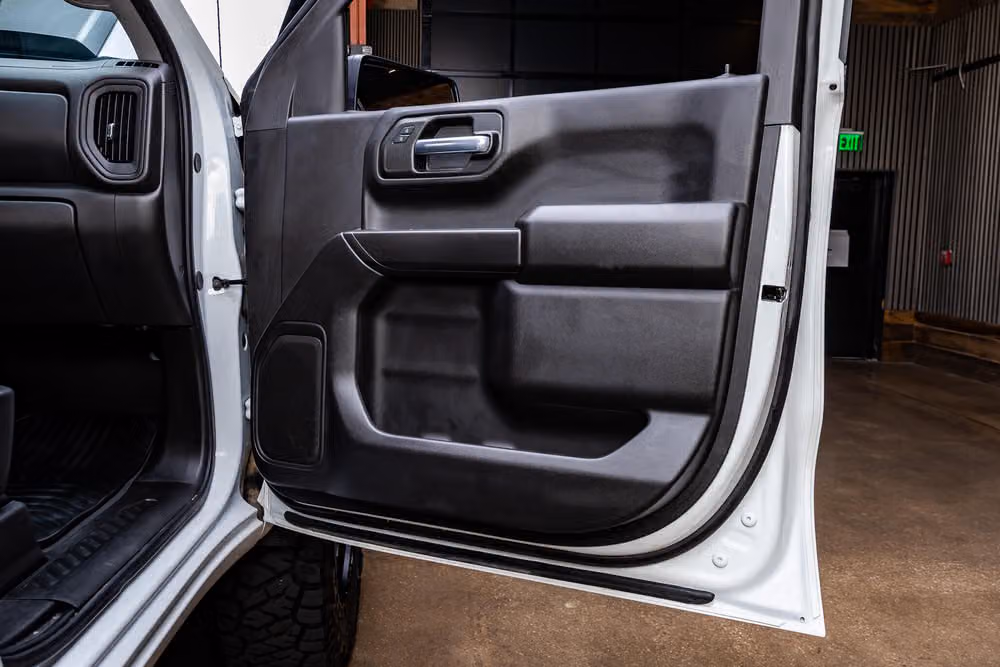 2025 Chevrolet Silverado 1500 Custom Trail Boss Crew Cab Image 35