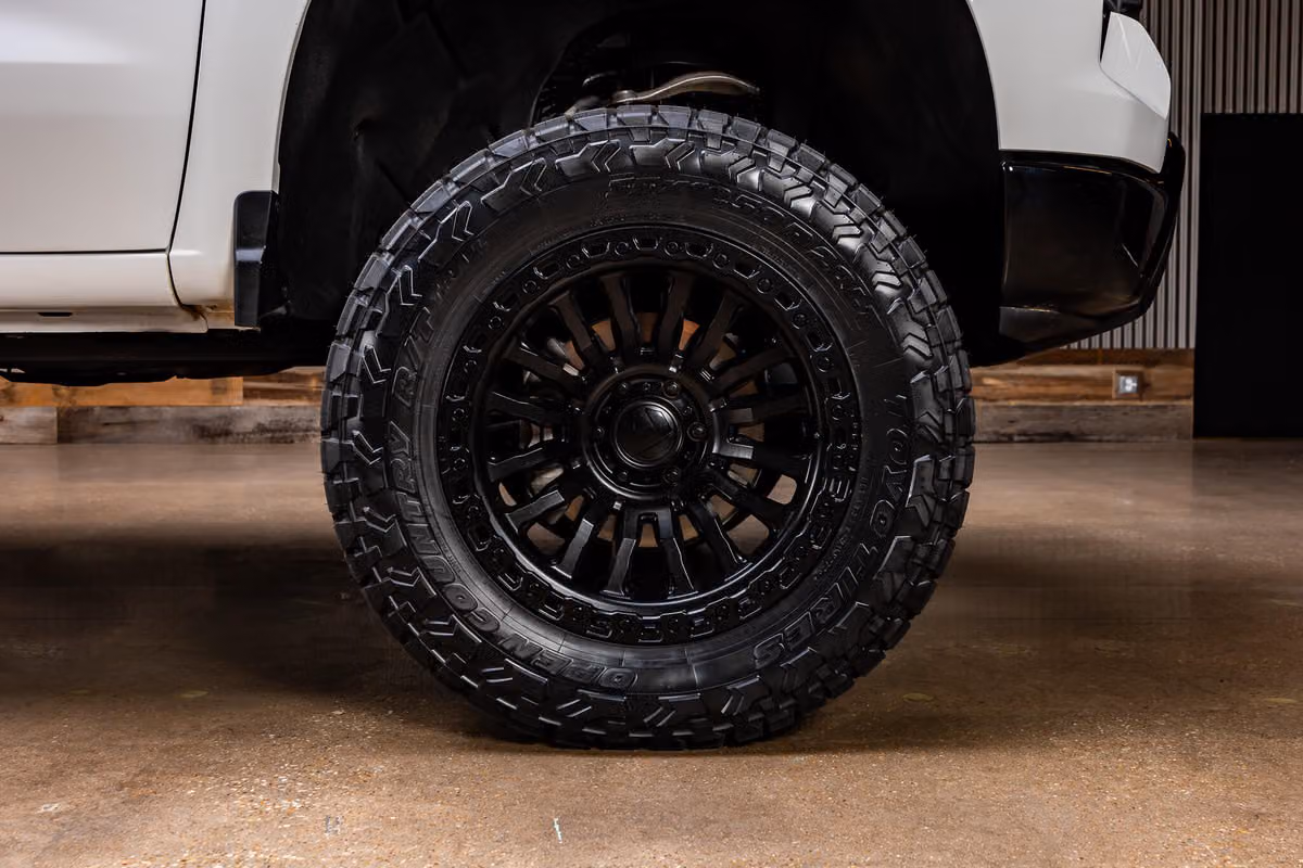 2025 Chevrolet Silverado 1500 Custom Trail Boss Crew Cab