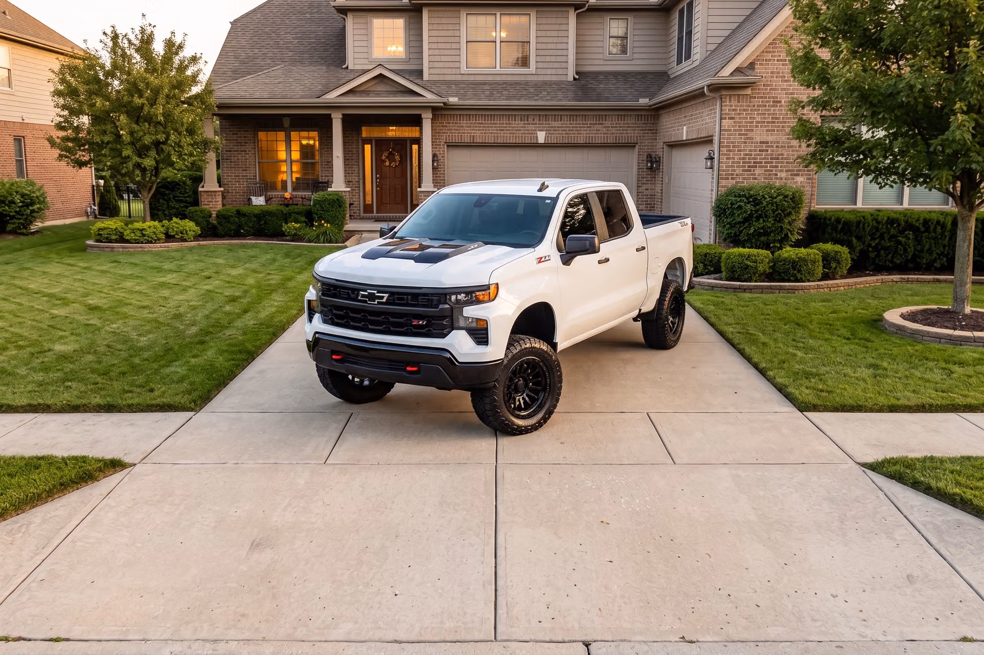 2025 Chevrolet Silverado 1500 Custom Trail Boss Crew Cab Image 40