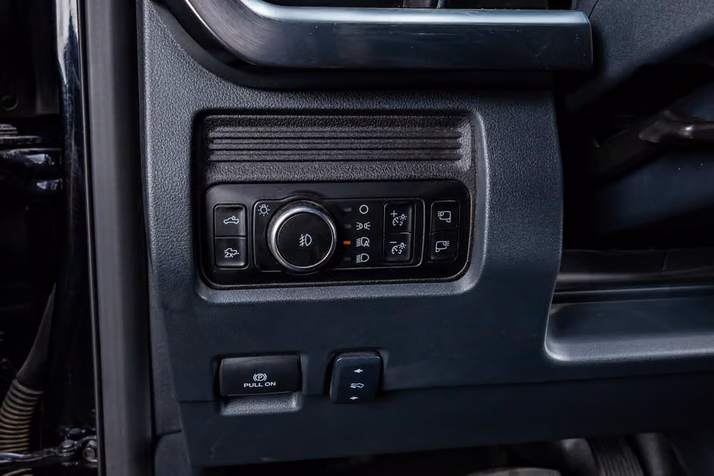 2026 Ford F-250 Super Duty Lariat Crew Cab Image 17