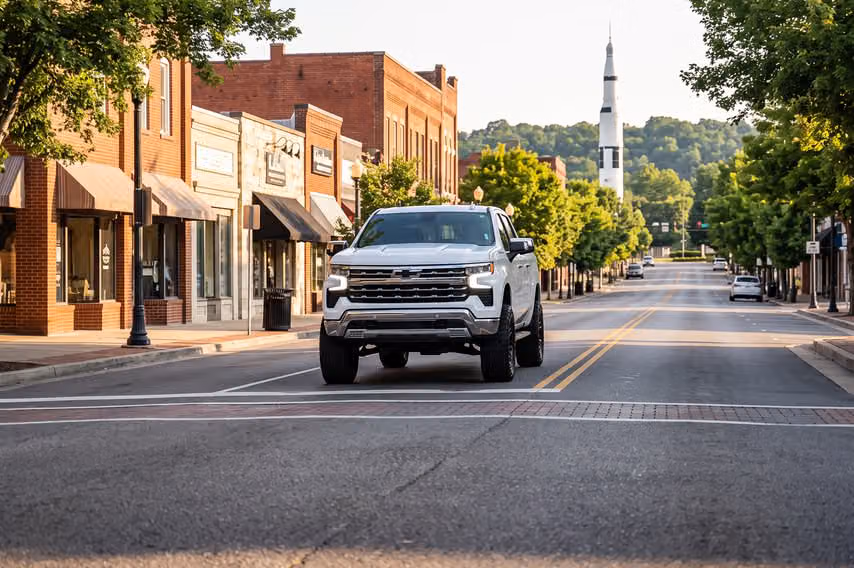 2023 Chevrolet Silverado 1500 LTZ Crew Cab Image 40