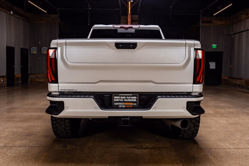 2024 GMC Sierra 2500HD Denali Ultimate Crew Cab Image 7