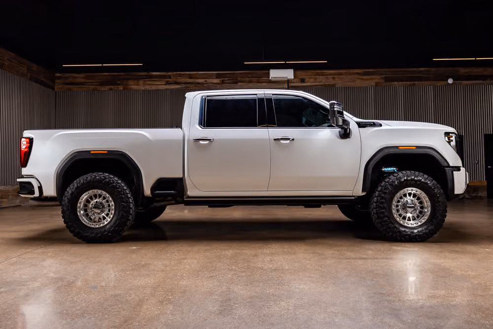 2024 GMC Sierra 2500HD Denali Ultimate Crew Cab Image 10