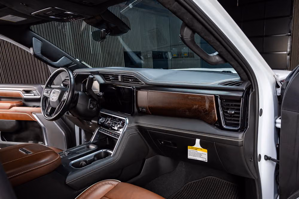 2024 GMC Sierra 2500HD Denali Ultimate Crew Cab Image 17