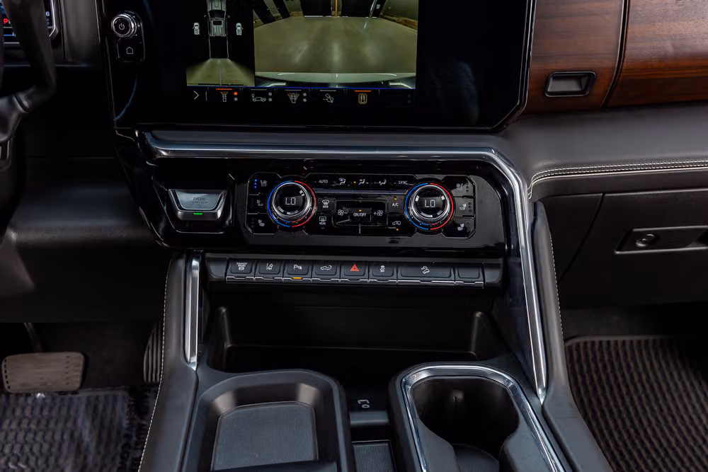 2024 GMC Sierra 2500HD Denali Ultimate Crew Cab Image 26