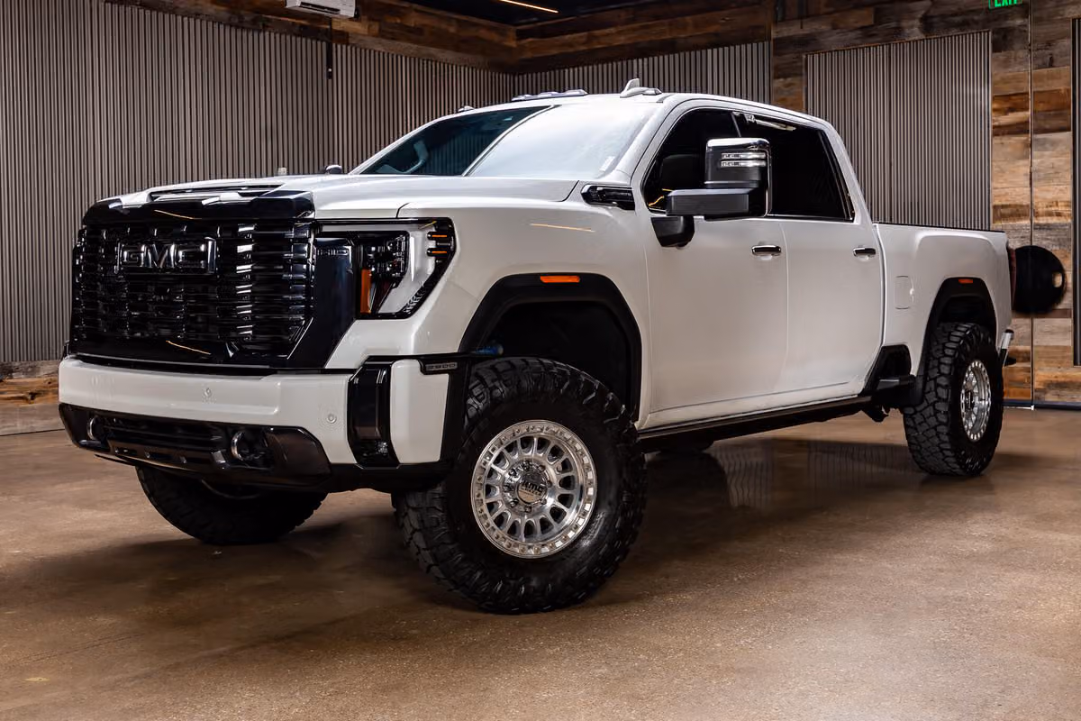 2024 GMC Sierra 2500HD Denali Ultimate Crew Cab