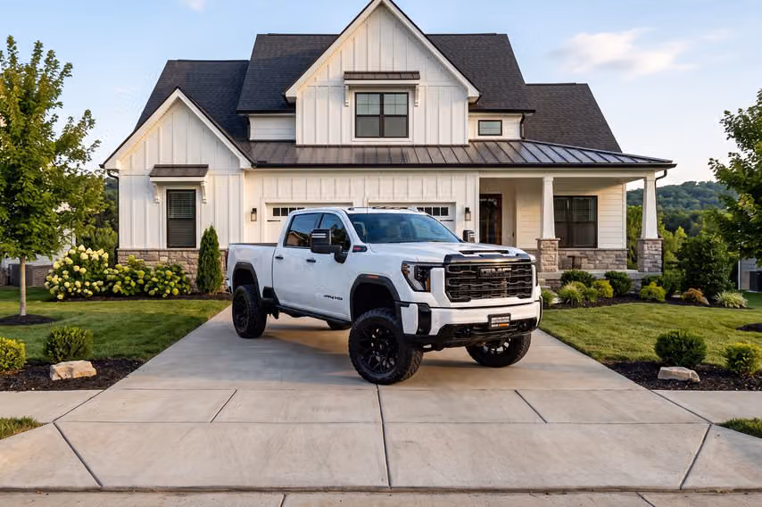2025 GMC Sierra 2500HD AT4 Crew Cab Image 42