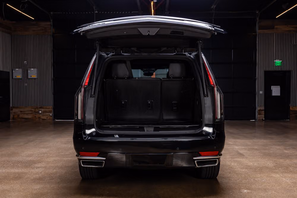 2023 Cadillac Escalade Premium Luxury Image 8