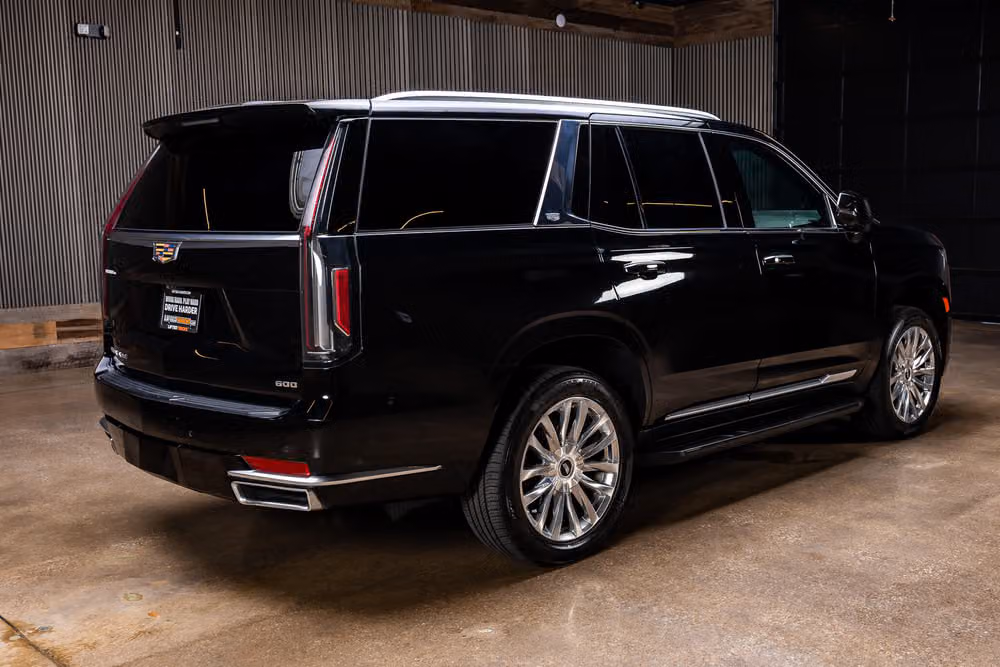 2023 Cadillac Escalade Premium Luxury Image 9