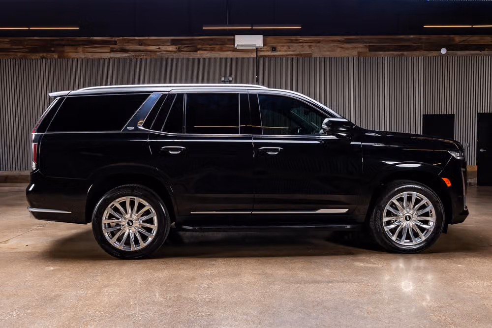 2023 Cadillac Escalade Premium Luxury Image 10