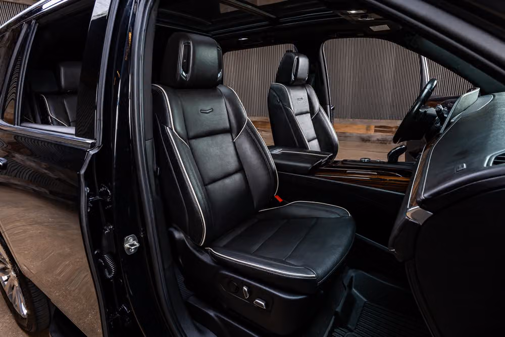 2023 Cadillac Escalade Premium Luxury Image 28
