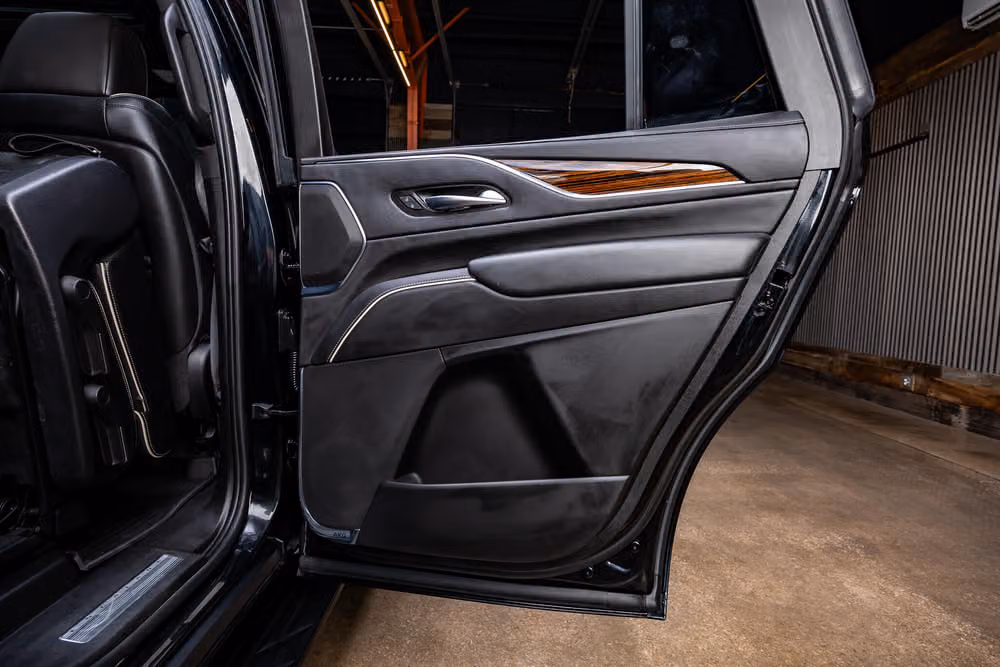 2023 Cadillac Escalade Premium Luxury Image 37