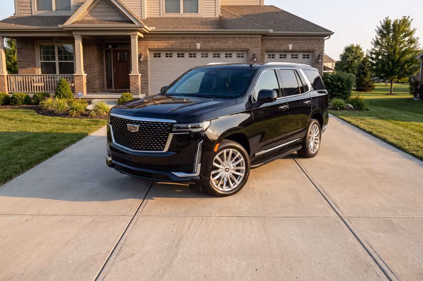 2023 Cadillac Escalade Premium Luxury Image 41