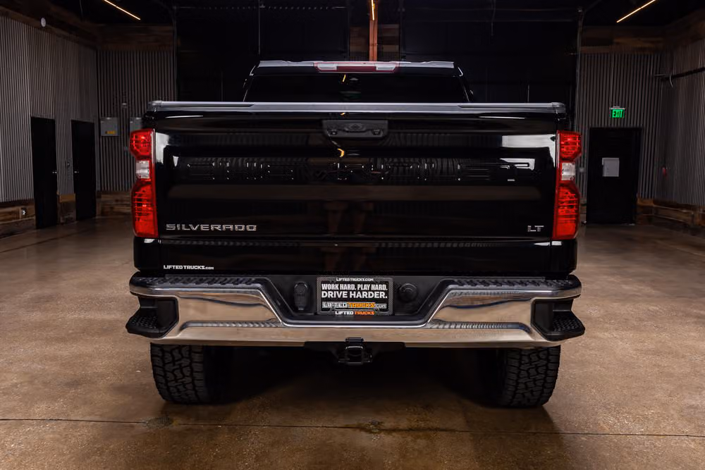 2024 Chevrolet Silverado 1500 LT Crew Cab Image 8