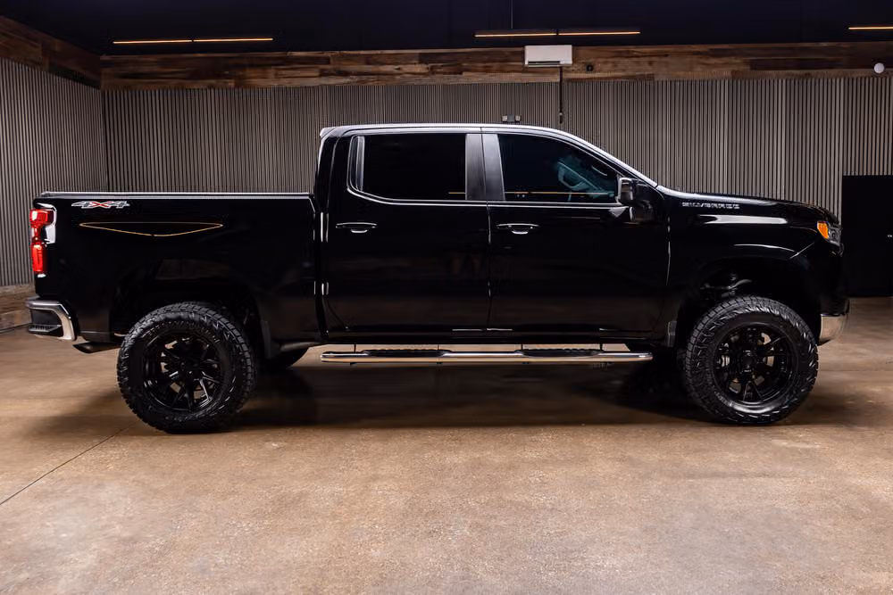 2024 Chevrolet Silverado 1500 LT Crew Cab Image 11
