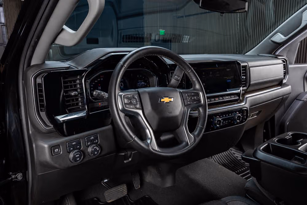 2024 Chevrolet Silverado 1500 LT Crew Cab Image 17