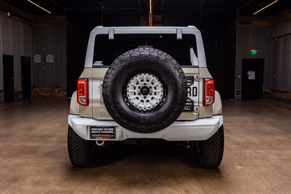 2026 Ford Bronco Heritage Edition Image 8