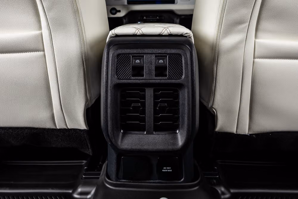 2026 Ford Bronco Heritage Edition Image 33
