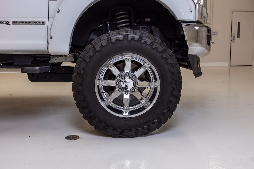 2020 Ford F-250 Super Duty Lariat Crew Cab Image 11