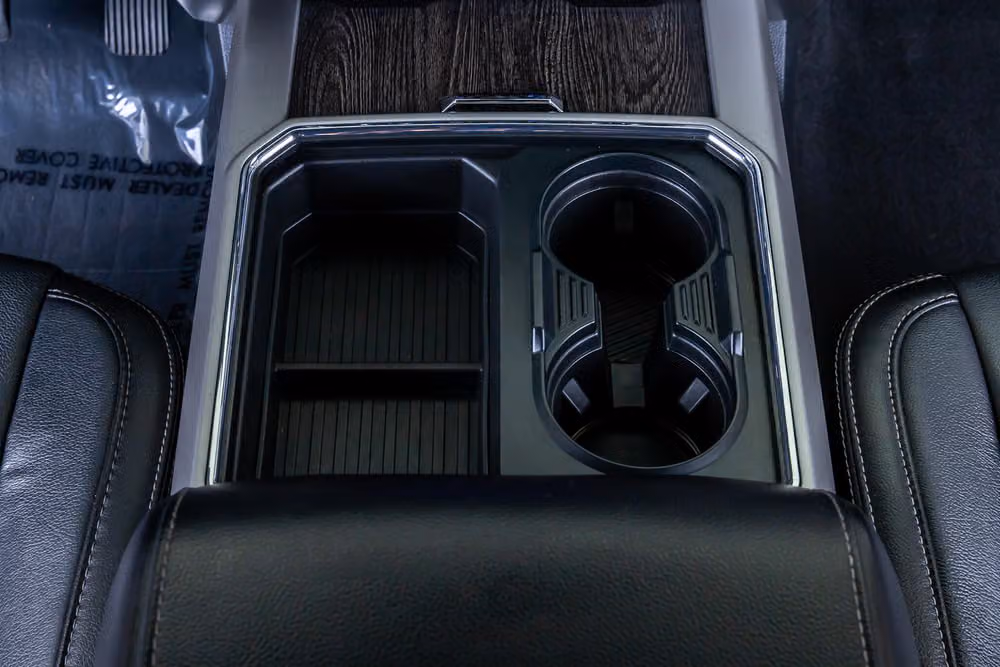 2020 Ford F-250 Super Duty Lariat Crew Cab Image 28