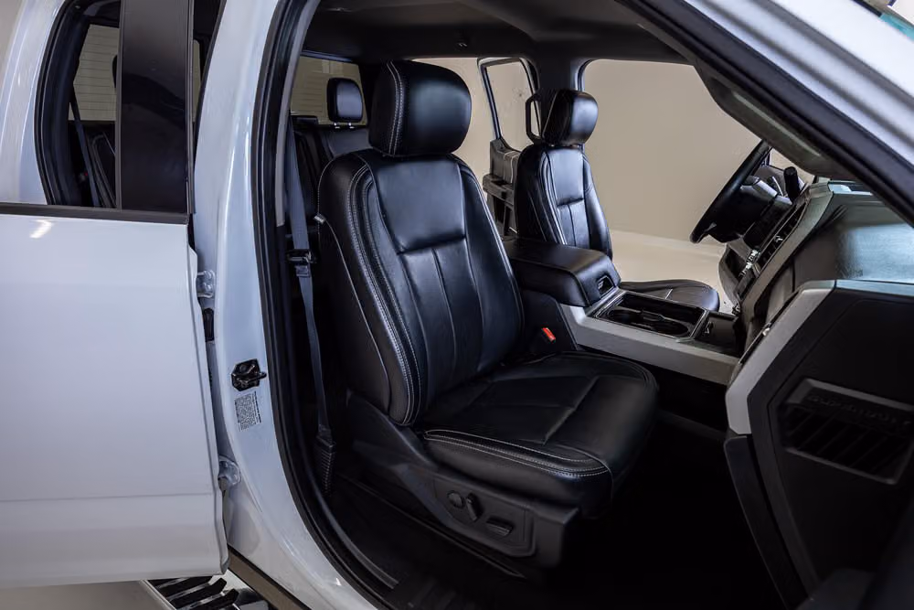 2020 Ford F-250 Super Duty Lariat Crew Cab Image 30