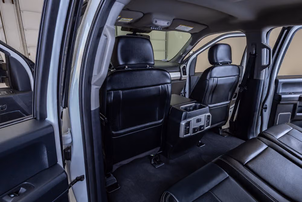 2020 Ford F-250 Super Duty Lariat Crew Cab Image 33